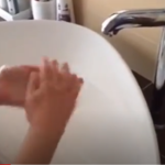 Jak si mýt správně ruce a přitom šetřit vodou, nám ukážou Water drops Jak si mýt správně ruce a přitom šetřit vodou, nám ukážou Water drops