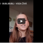 Natálka, z týmu BUBLIBUBLI zpívá a objevuje vodu okolo nás Natálka, z týmu BUBLIBUBLI zpívá a objevuje vodu okolo nás